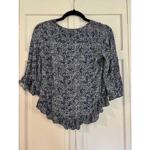 Cynthia rowley blue floral ruffle hem top small - Picture 5 of 9